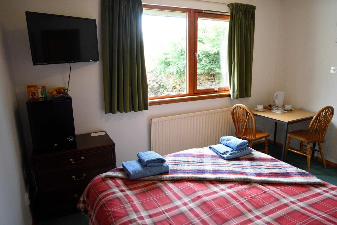 Kenmore Bed And Breakfast Portree Exteriör bild
